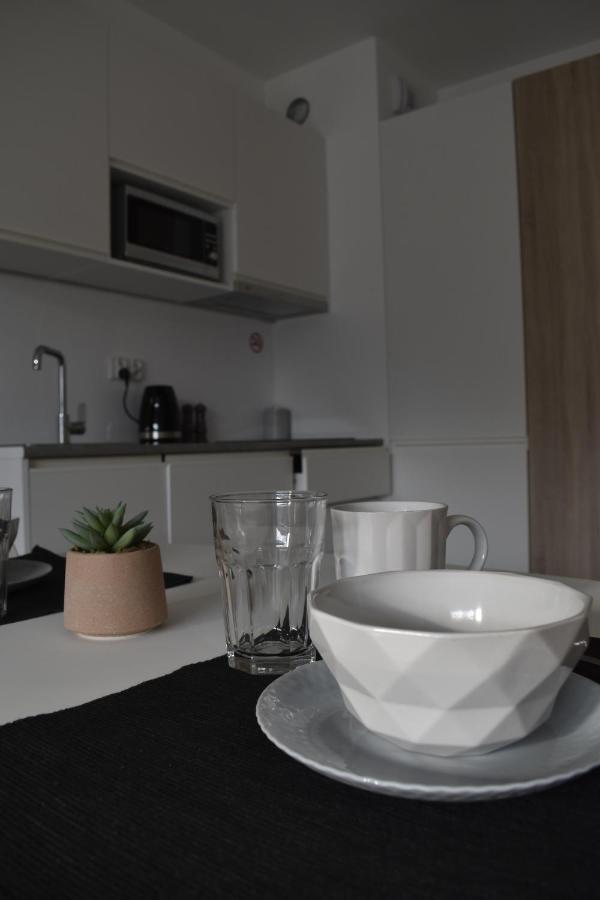 גדינייה White Apartment Modern Tower Atal מראה חיצוני תמונה